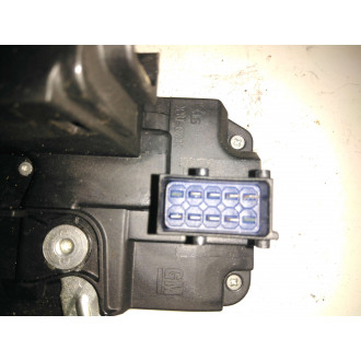 serrure de porte Trafic II 2005 1.9L DCI Ref : 8200282303