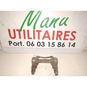 support d'étrier de frein Trafic II 2005 1.9L DCI arrière G/D Ref : 32327750/1