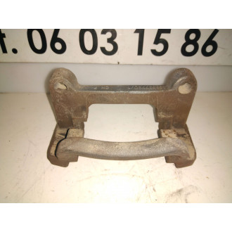 support d'étrier de frein Trafic II 2005 1.9L DCI arrière G/D Ref : 32327750/1