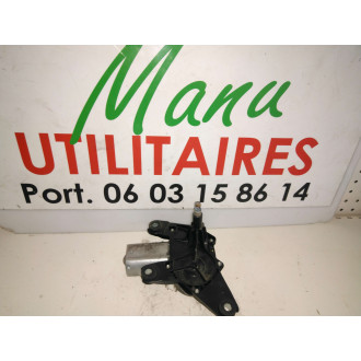 moteur essuie glace arrière Trafic II 1.9L DCI Ref : 