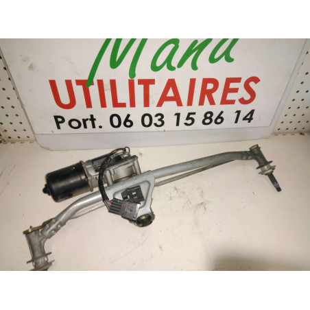 moteur essuie glace avant Trafic II 1.9L DCI Ref : 7701055893