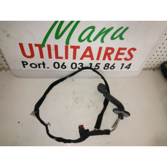 faisceau de cablage de porte avant Trafic II 1.9L DCI Ref : 8200003819