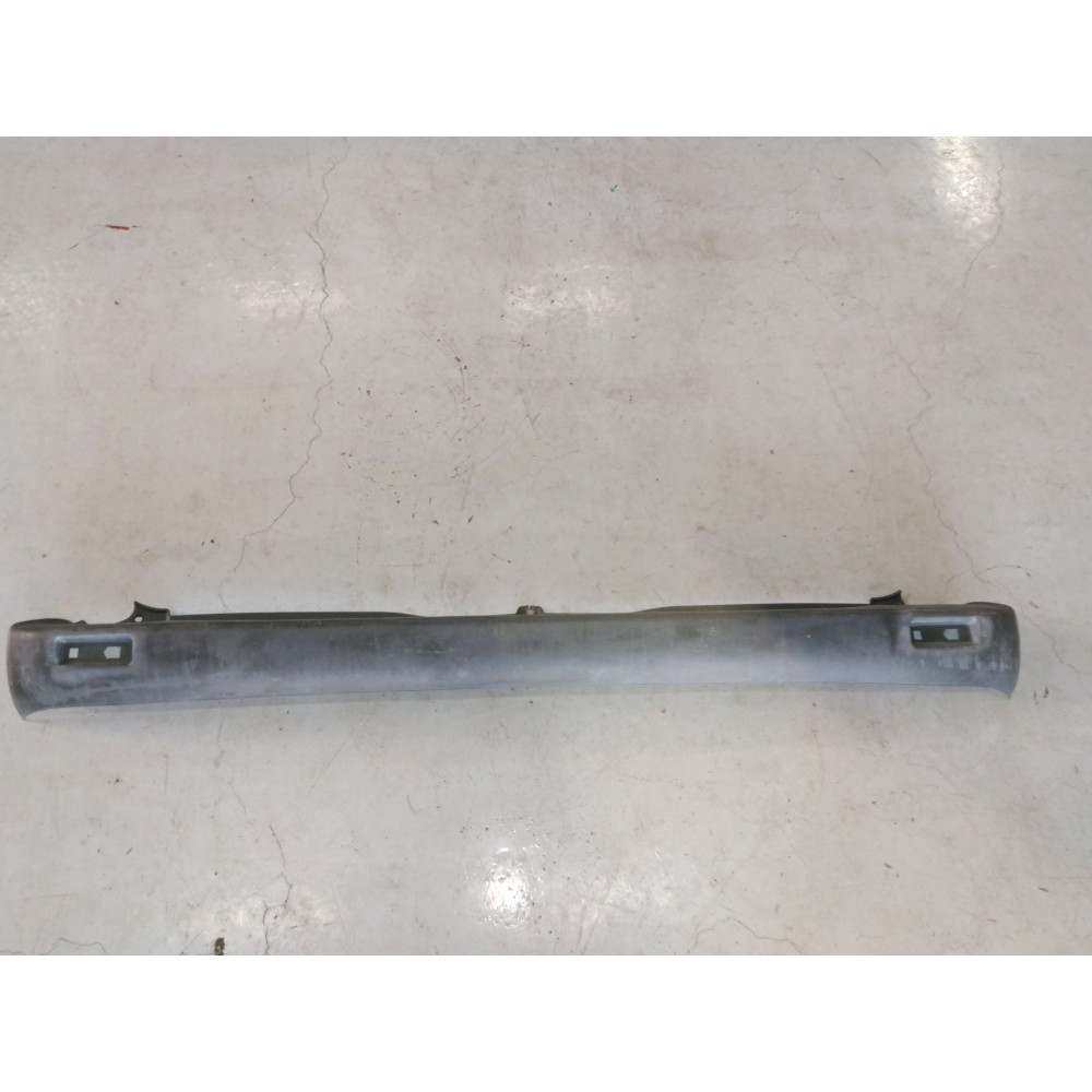 pare-chocs arrière Trafic II 1.9L DCI  Ref : 7700313771