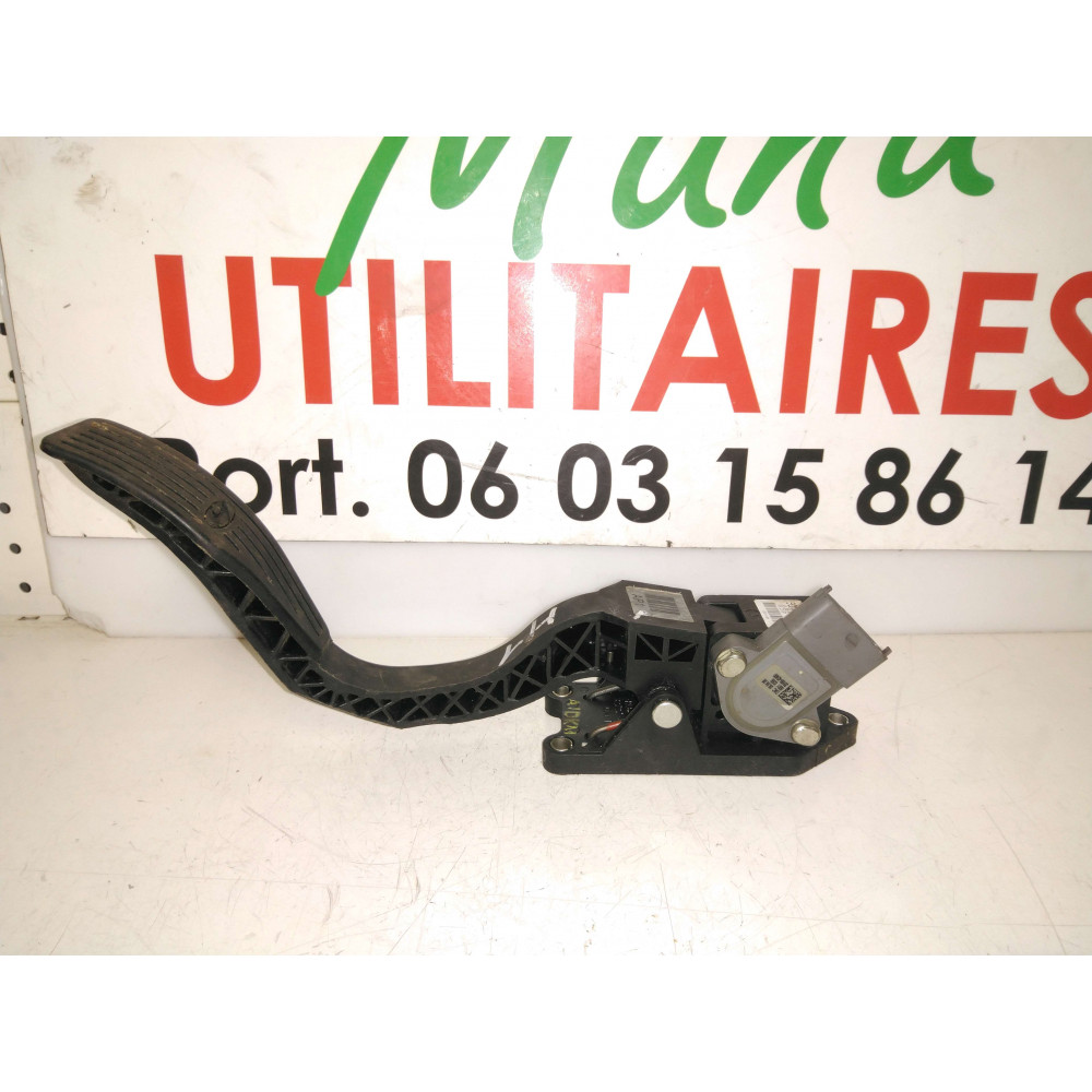 Pédale d'accélérateur Hyundai H1  Ref : CC4JAA071