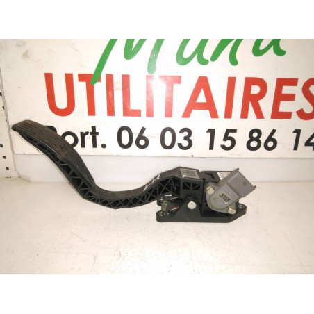 Pédale d'accélérateur Hyundai H1  Ref : CC4JAA071
