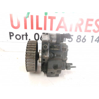 Pompe a injection Trafic II 1.9L DCI Ref : 8200456693