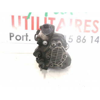 Pompe a injection Trafic II 1.9L DCI Ref : 8200456693