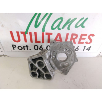 support moteur Trafic II 1.9L DCI Ref : 8200619372