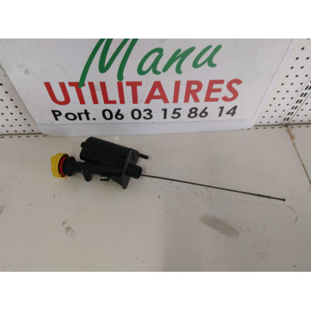 jauge a huile Trafic II 1.9L DCI Ref : 8200140763