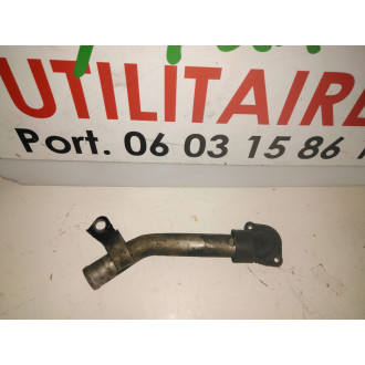 tuyau d'eau Trafic II 1.9L DCI Ref : 7700113645