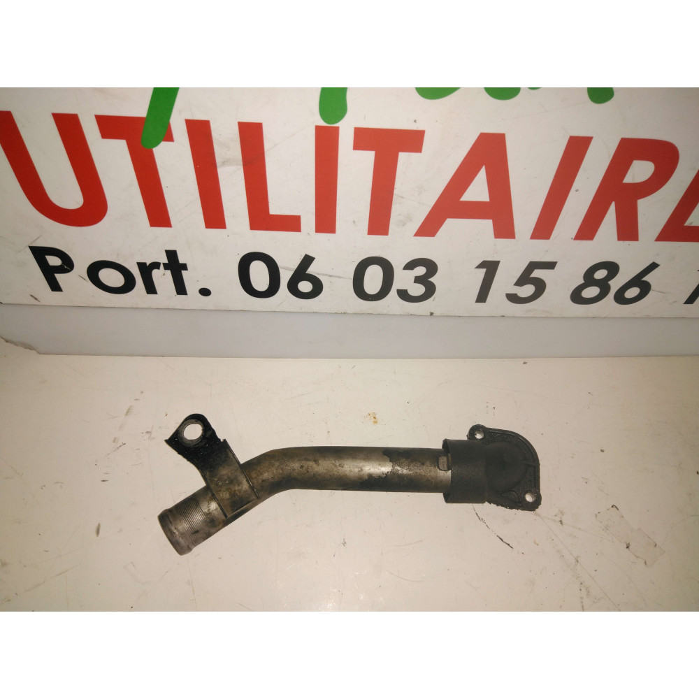 tuyau d'eau Trafic II 1.9L DCI Ref : 7700113645
