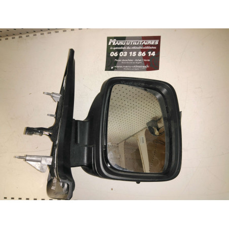 rétroviseur Trafic III électrique avant droit  Ref : 963011863R