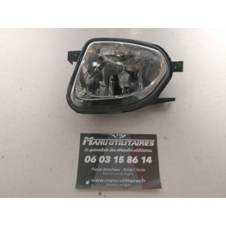 feu antibrouillard Sprinter avant gauche  Ref : 8424445189465