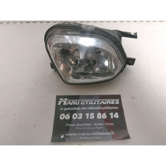 feu antibrouillard Sprinter avant droit  Ref : 8424445189465