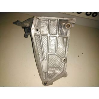 support moteur Partner pompe injection  Ref : 9625176310