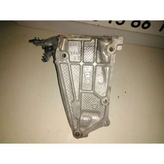 support moteur Partner pompe injection  Ref : 9625176310