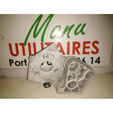 support moteur pompe injection trafic II  Ref : 8200619372
