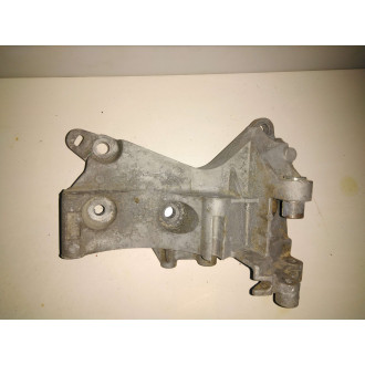 support moteur Kangoo  Ref : 8200185605