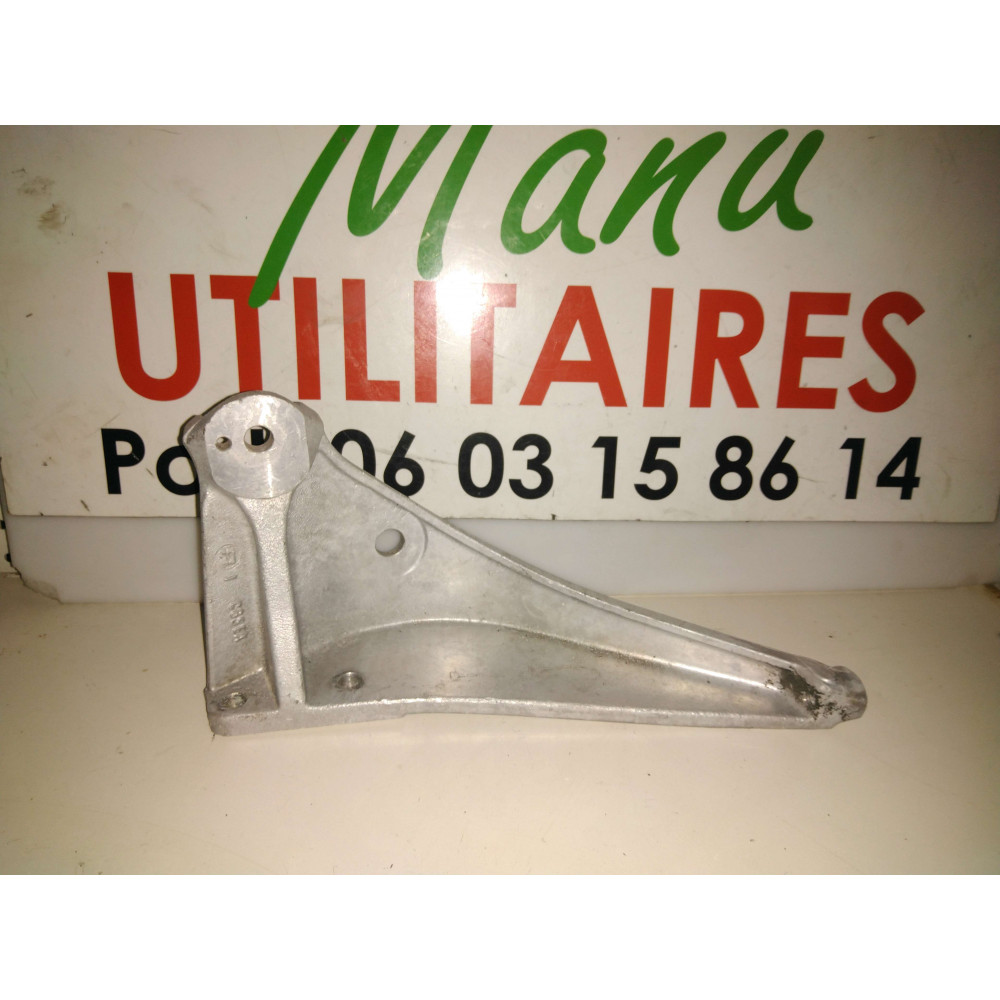 support moteur TRANSIT MK4 Ref : 95VB6031BE