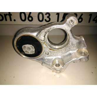 support cardan Berlingo  Ref : 810907