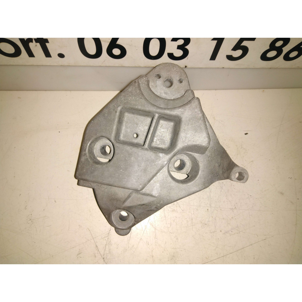 support moteur Kangoo I droit Ref : 101849
