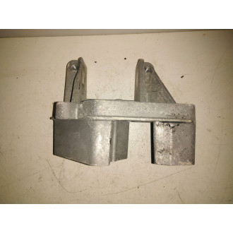 support moteur Master II  Ref : 7700312867