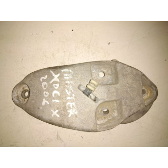 support moteur Master II  Ref : 8200073668