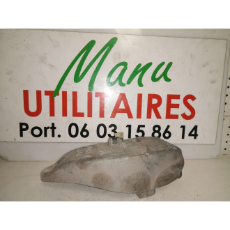 support moteur Master II  Ref : 8200073668