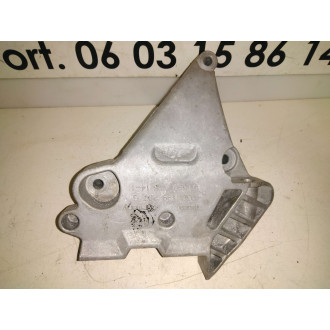 support moteur Volkswagen Caddy Ref : 03G199207G