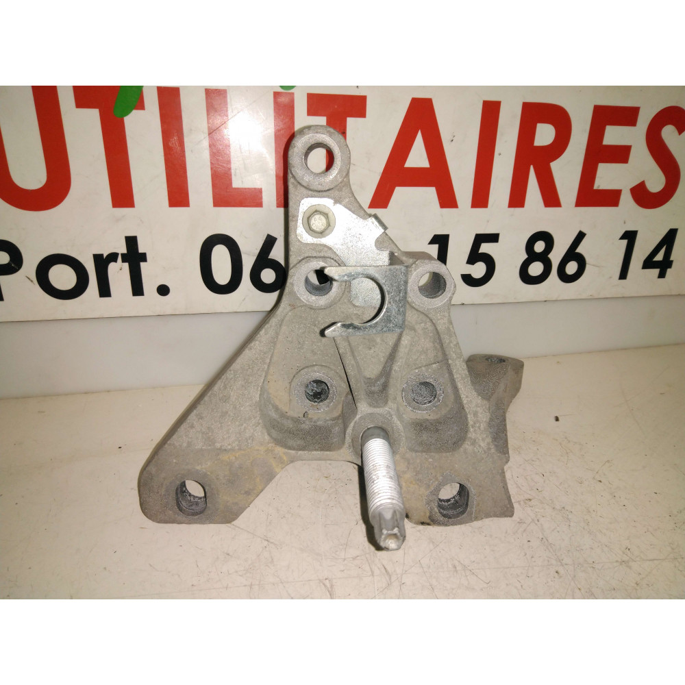 support de boite de vitesse Transit MK6/MK7 Ref : 3C117M125AB