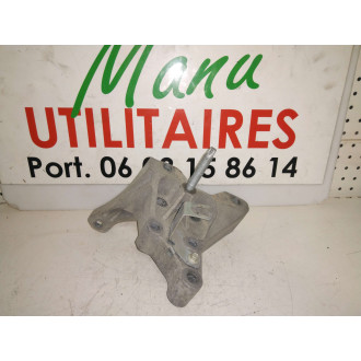 support de boite de vitesse Transit MK6/MK7 Ref : 3C117M125AB
