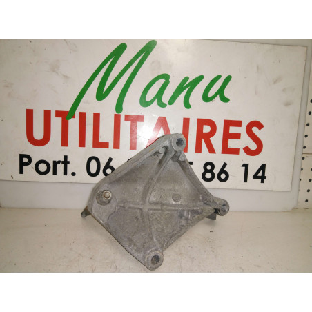 support de boite de vitesse Kangoo  Ref : 8200068265