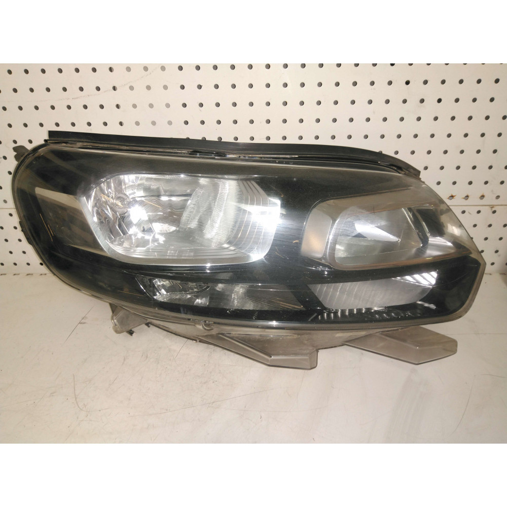 phare Jumpy/Scudo/Expert avant droit  Ref : 9808567680