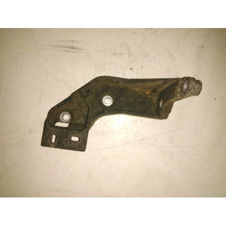 support moteur trafic  Ref : 8200443154