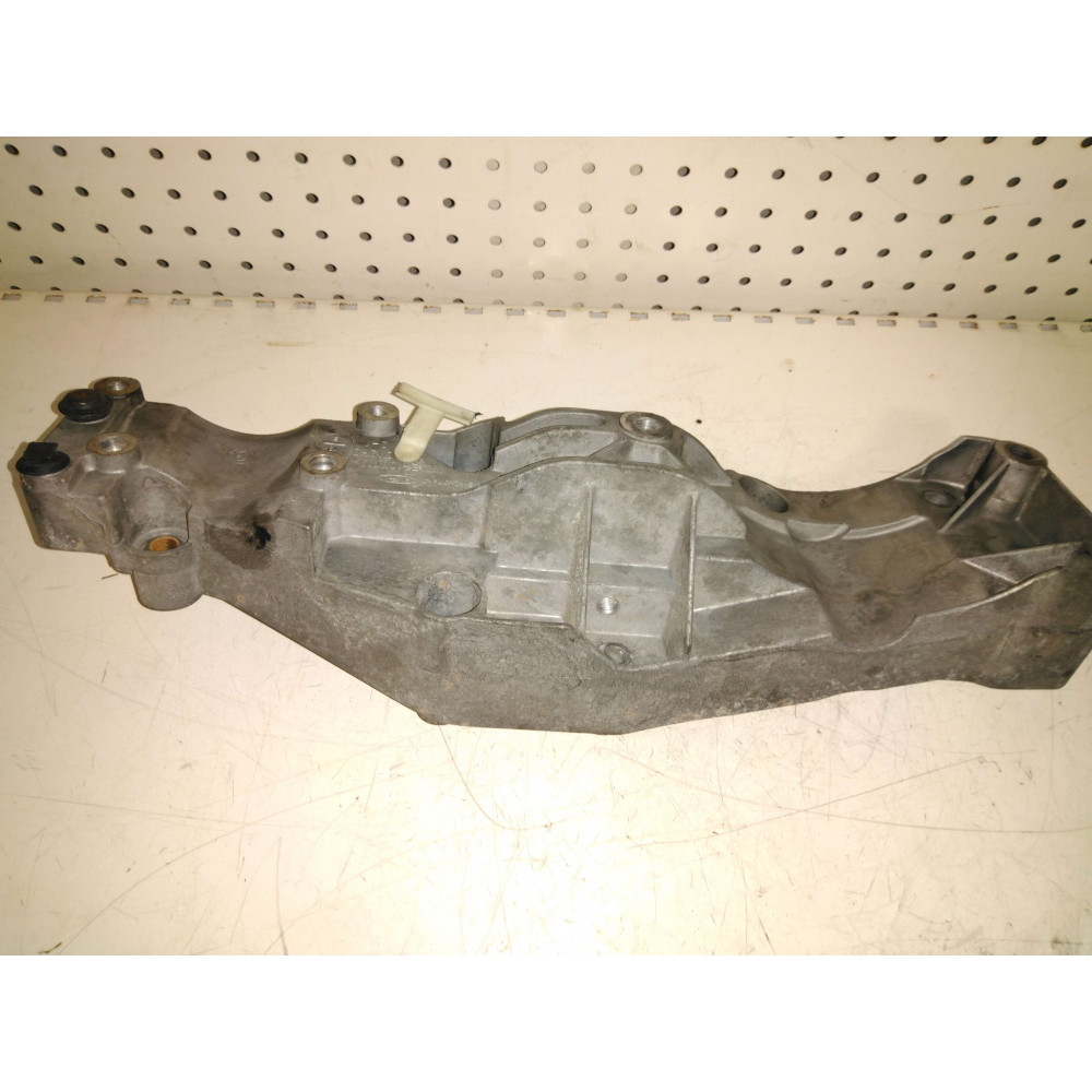 support moteur alternateur Transit 2.4TDCI MK6 Ref : YCIE-10K019-BA