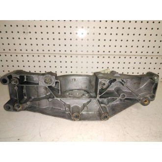 support moteur alternateur Transit 2.4TDCI MK6 Ref : YCIE-10K019-BA