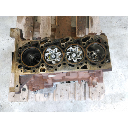 moteur boxer 2.2L Ref : QWFA