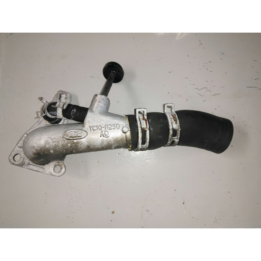 pipe à eau transit 2.4L Ref : YC1Q8250AD