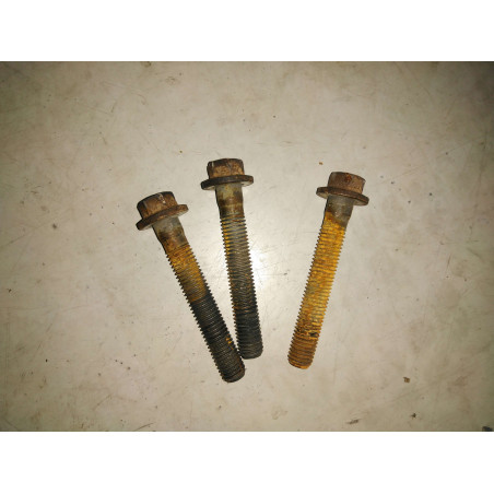 boulons pouli d'amper moteur puma X3 Ref : 