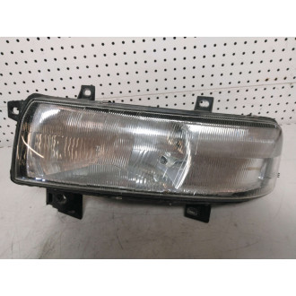 phare Master 2.2L DCI 16V avant gauche  Ref : 7700352103
