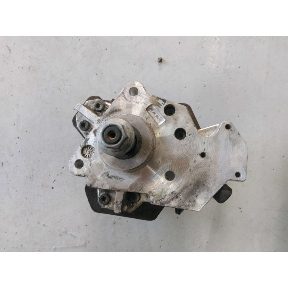 pompe d'injection trafic 1.9L Ref : 8200456693