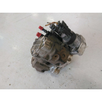 pompe d'injection trafic 1.9L Ref : 8200456693