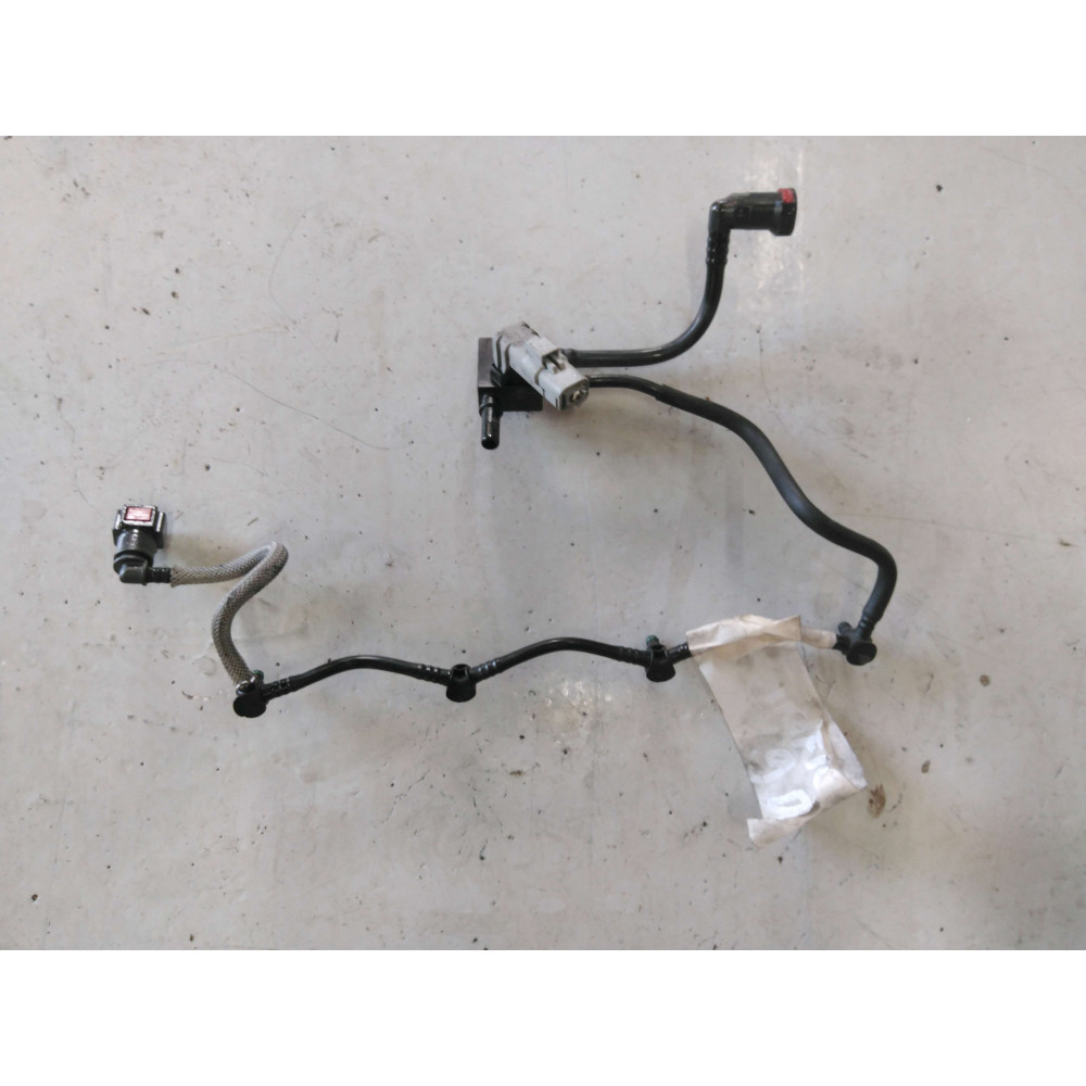 tuyau de retour injecteurs trafic 1.9L Ref : 