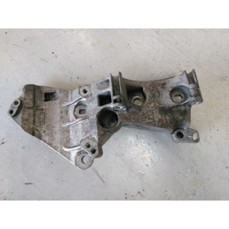 support alternateur Kangoo  Ref : 8200327134
