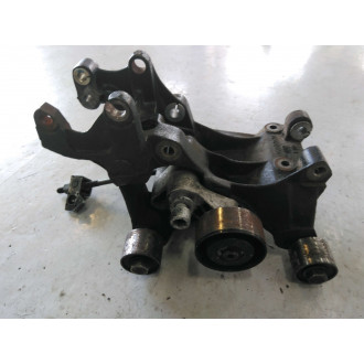 support alternateur berlingo 1.9L Ref : 96354600