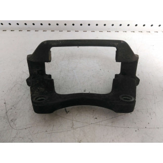 support étrier Master 2.2L DCI avant gauche  Ref : 