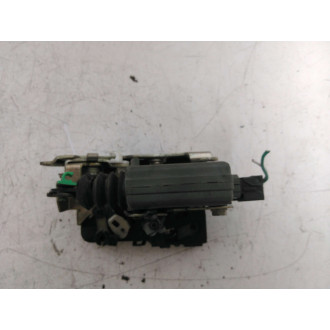 serrure Master 2.2L DCI avant droit  Ref : 7701046146