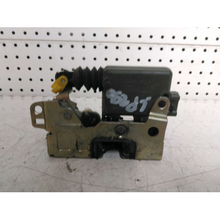 serrure Master 2.2L DCI avant gauche  Ref : 7701470944