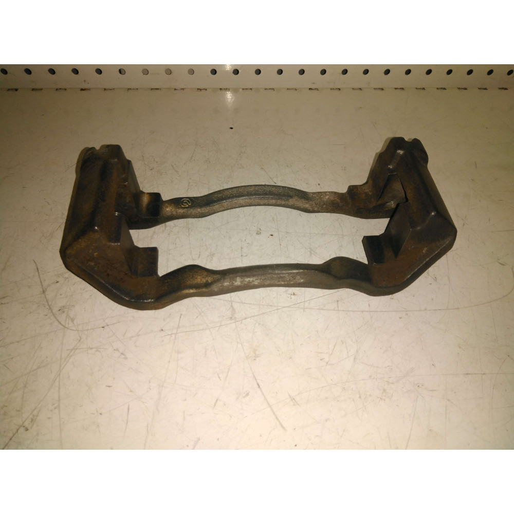 support étrier Iveco Daily 35C11 2004
