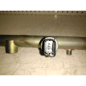 rampe d'injecteurs berlingo 2.0L HDI  Ref : 0445214019